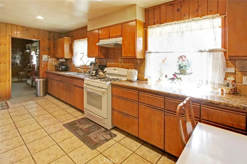 Additional image 9 of 8315 Sparton Ave, Panorama City, CA 91402