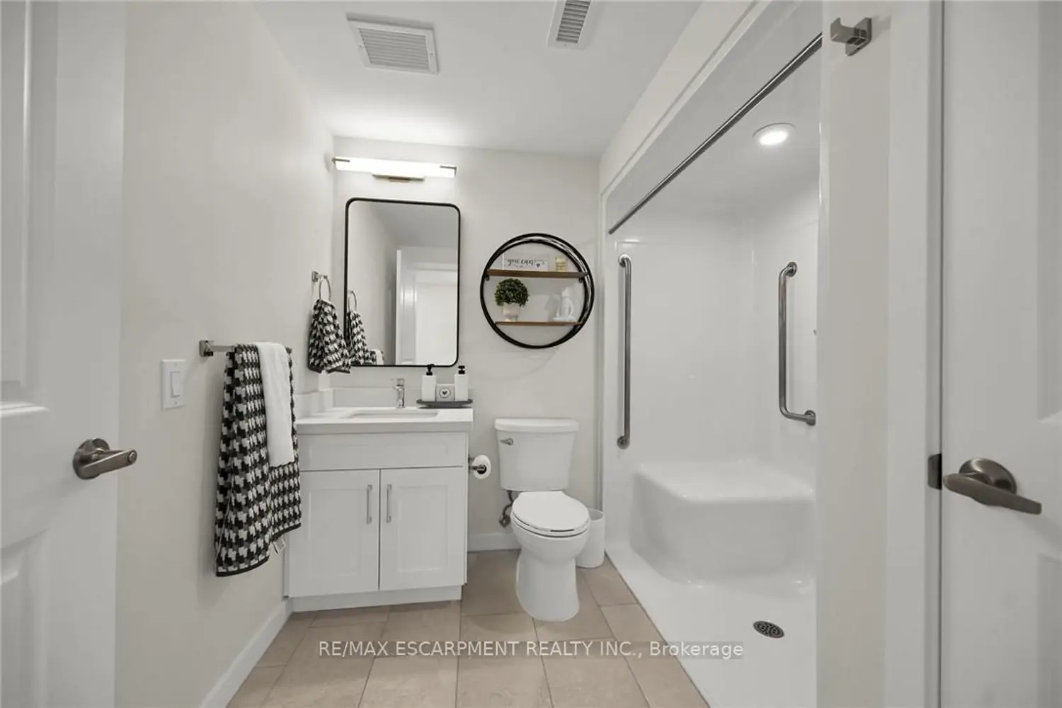 15 Talbot Street 102 photo 4
