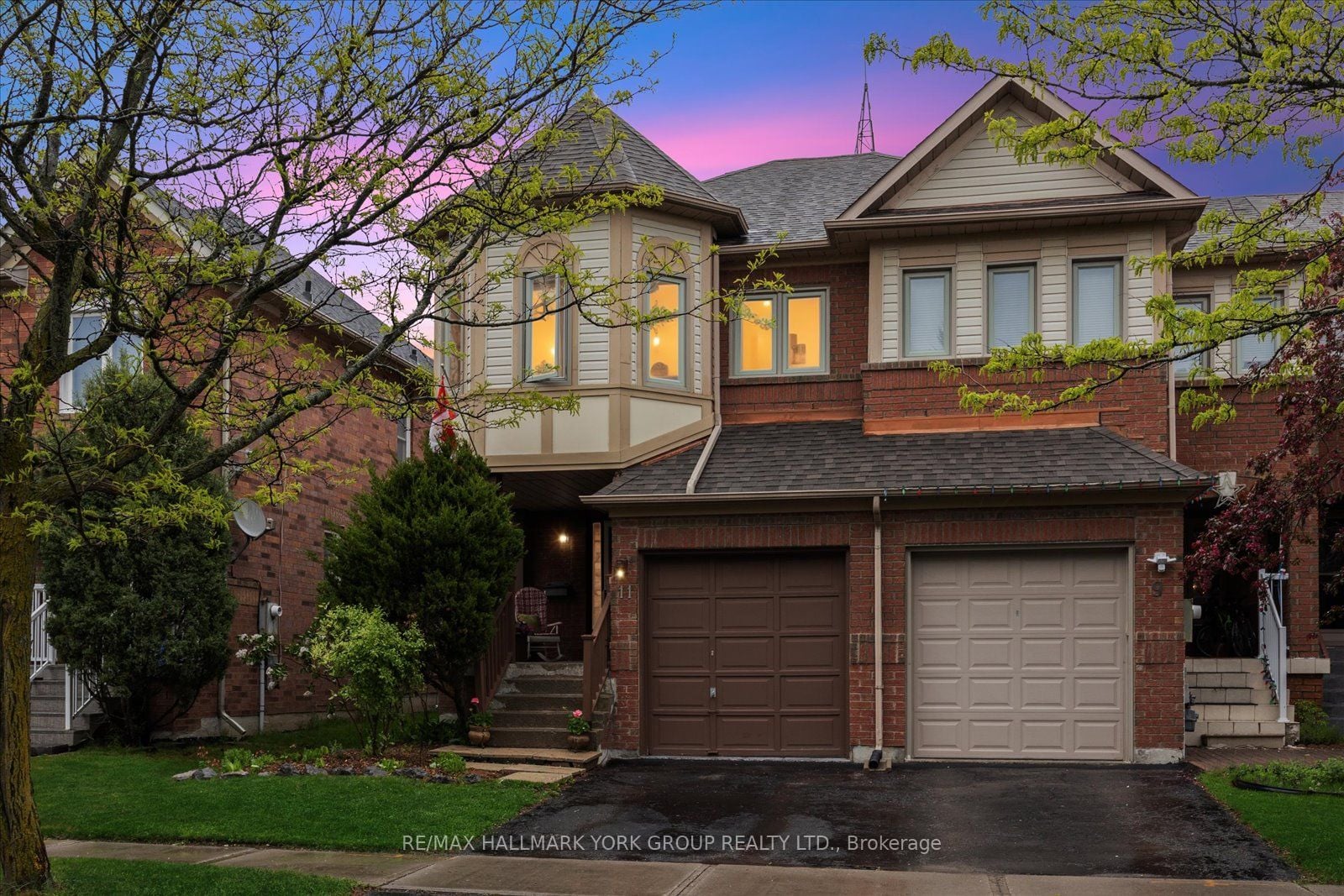 Additional image 2 of 11 Snedden Avenue, Aurora, ON, L4G 7J6