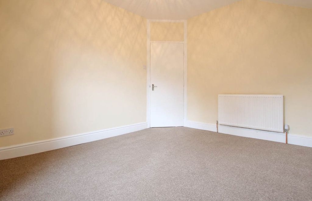 Additional image 15 of 2 bed flat for saleHigh Street, Llandrindod Wells LD1