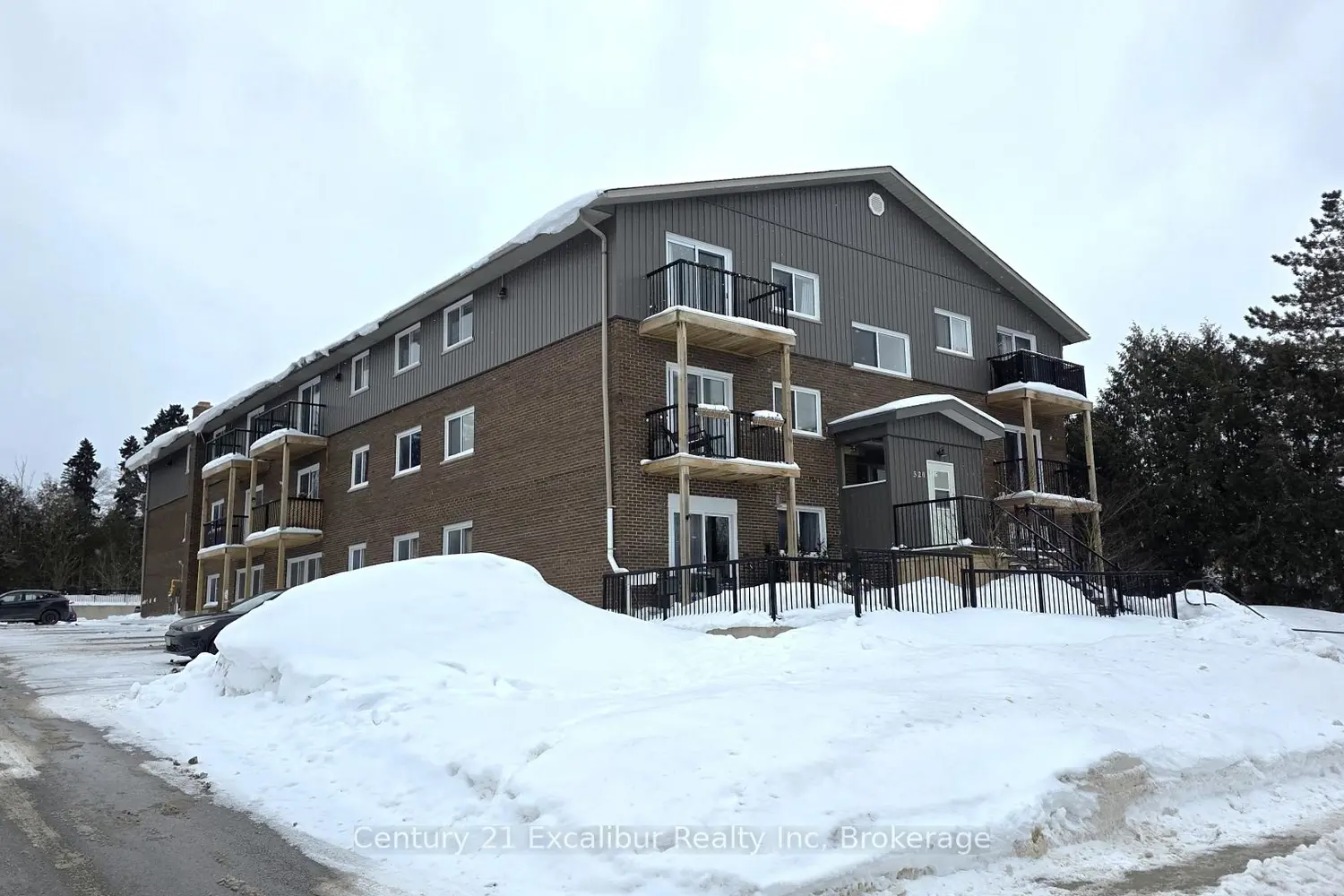 Additional image 11 of 320 Queen Street 4