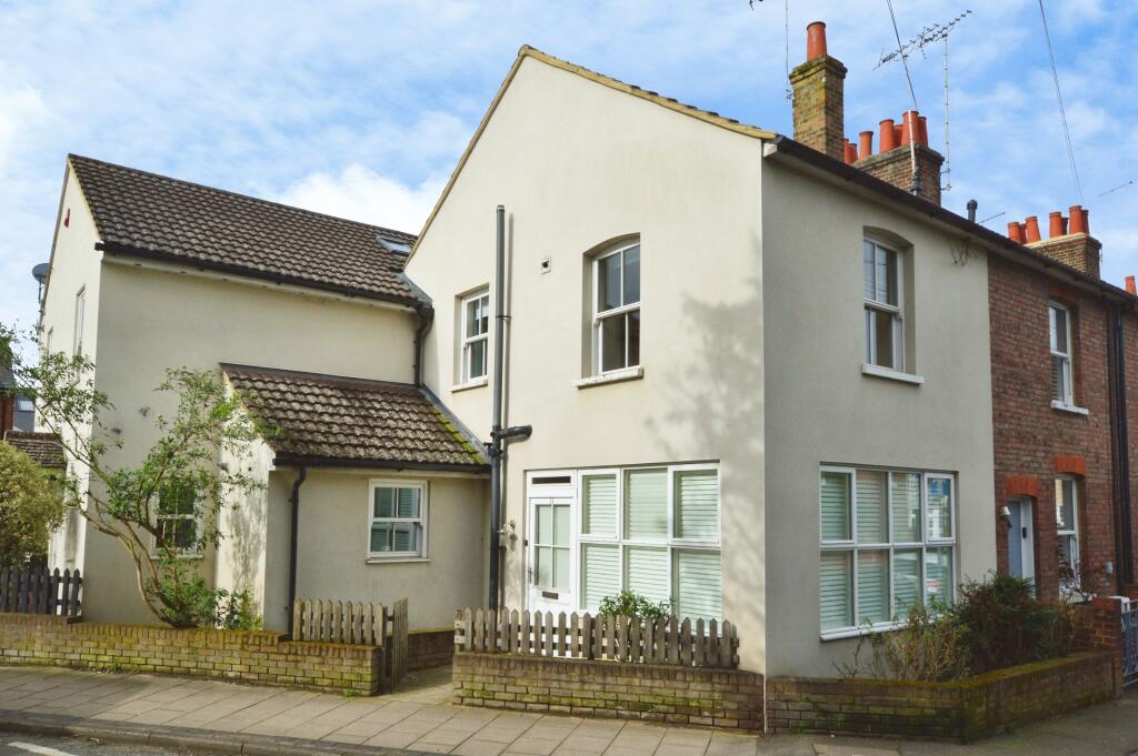 Primary image of Sandpit Lane, St Albans, AL1