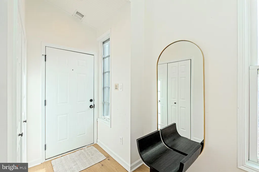 Additional image 4 of 3350 17th Street NW Unit PH2, Washington, DC 20010