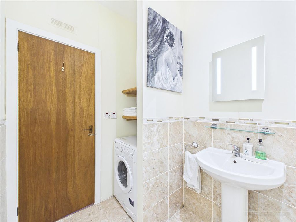 Additional image 14 of 1 bed flat for sale3B High Street, Grantown On Spey PH26