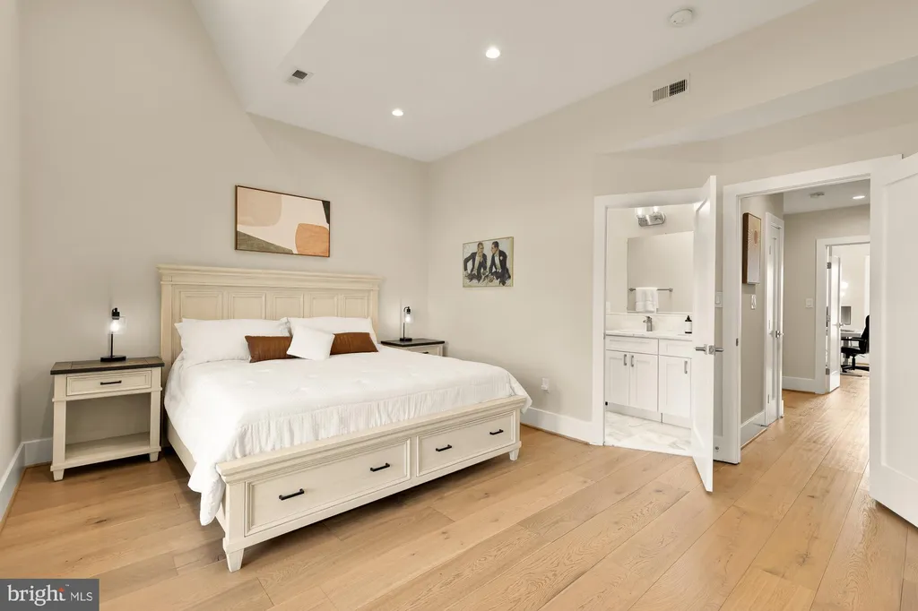 Additional image 32 of 432 Emerson Street NW, Washington, DC 20011