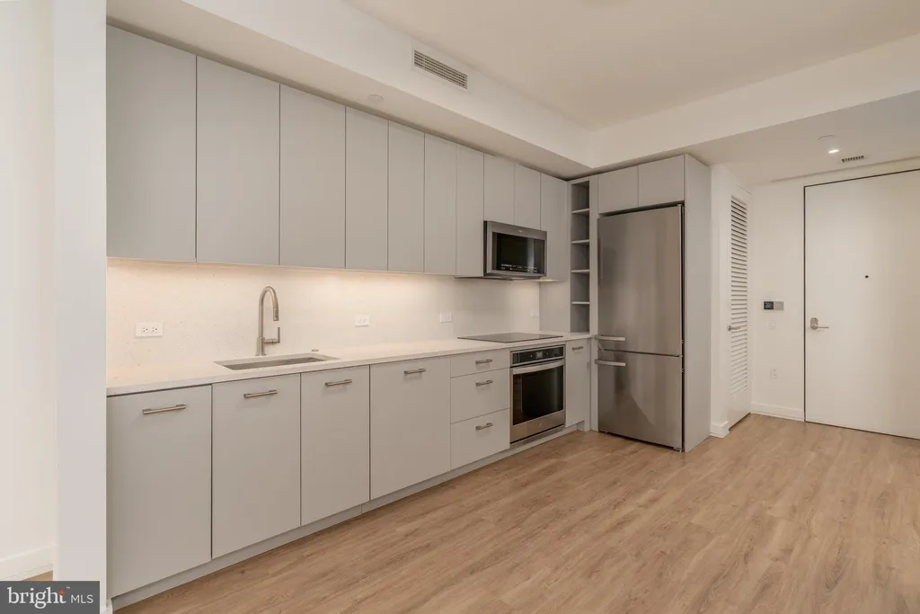 Additional image 5 of 1630 Columbia Road NW Unit 904, Washington, DC 20009