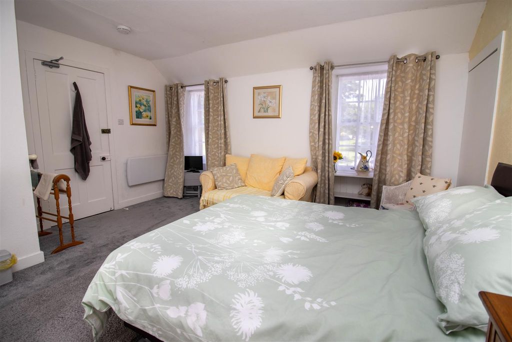 Additional image 31 of Terraced house for saleFox & Hounds, Main Street, Denholm TD9