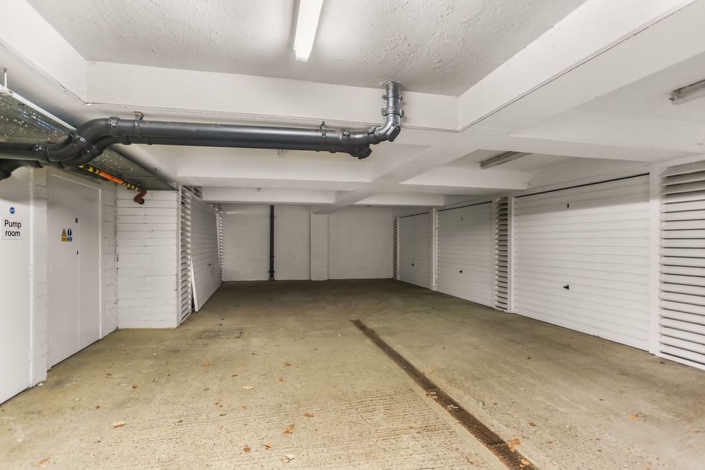 Additional image 14 of 2 bed flat for salePalmeira Avenue, Hove BN3