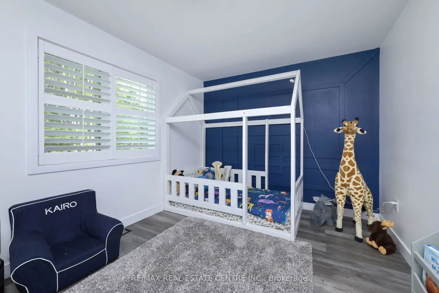 Additional image 12 of 375753 6Th Line