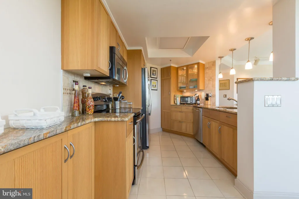 Additional image 11 of 1275 25th Street NW Unit 800, Washington, DC 20037