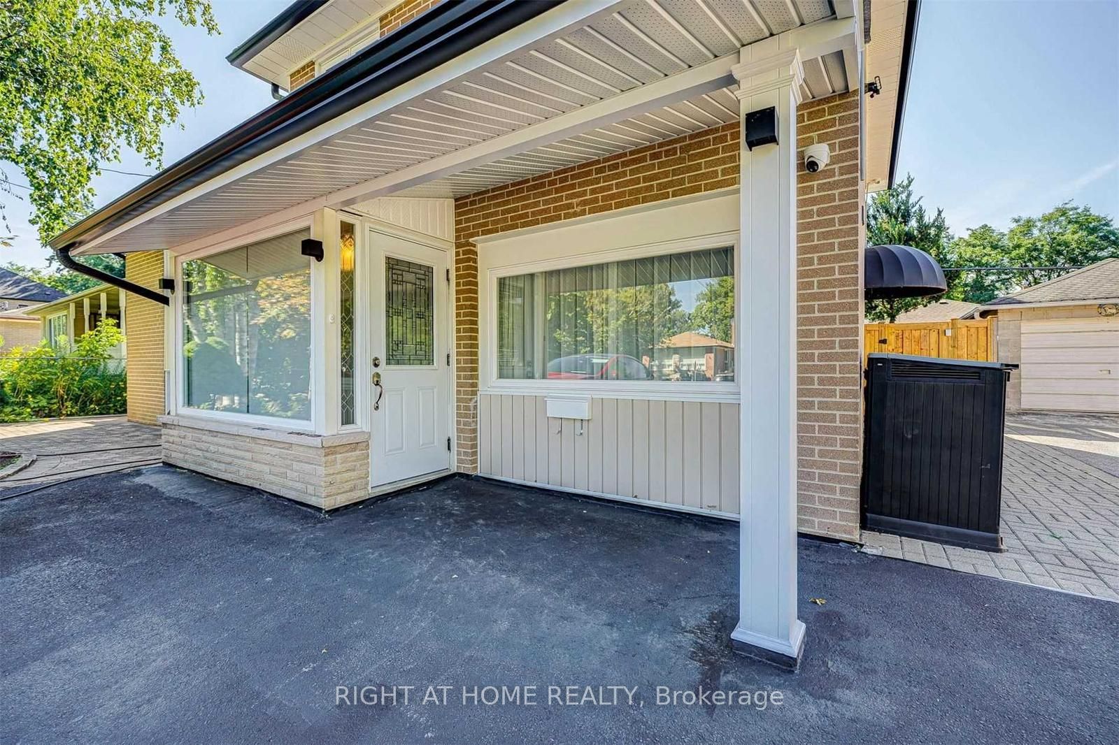378 Taylor Mills Drive S, Richmond Hill, ON, L4C 2T1
