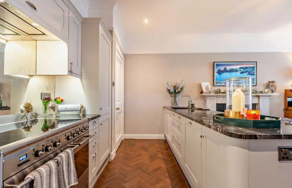 Additional image 10 of 3 bed flat for saleRothesay Terrace, Edinburgh EH3