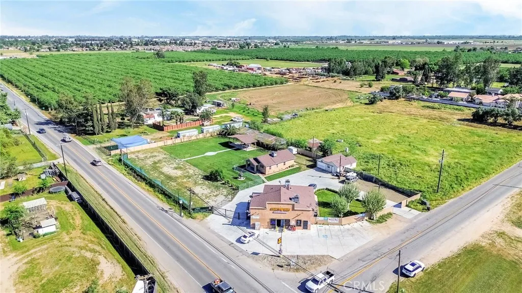 Additional image 2 of 24110 Avenue 14 Ave, Madera, CA 93637