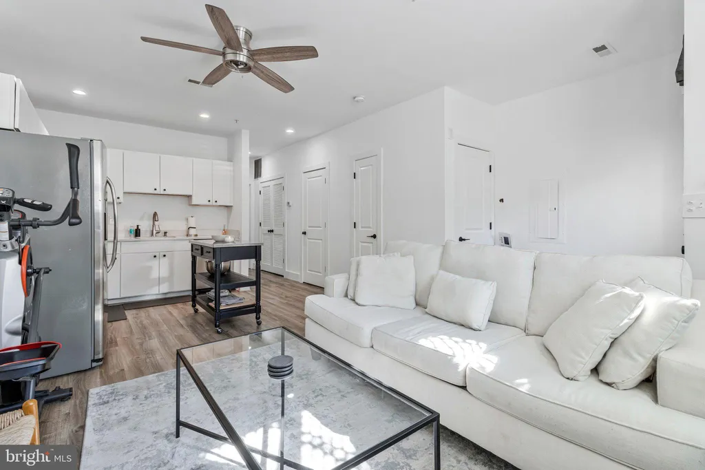 Additional image 16 of 1915 6th Street NW Unit B, Washington, DC 20001