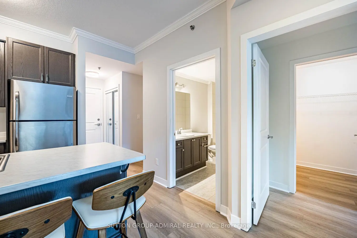 Additional image 12 of 5317 Upper Middle Road 104