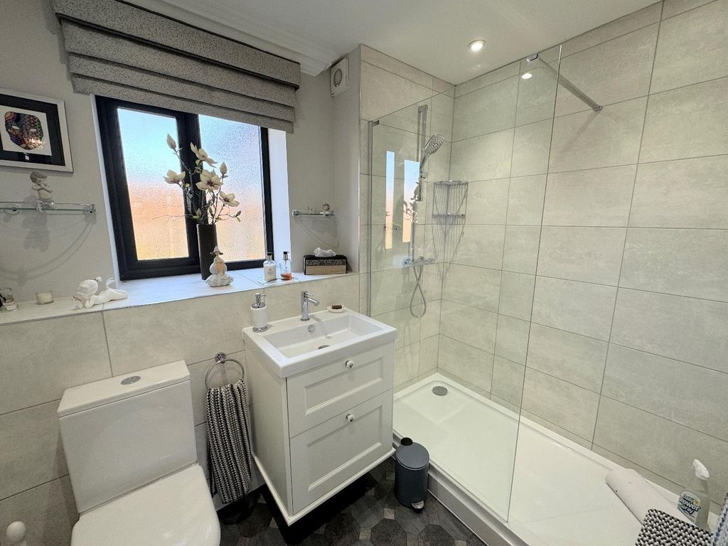 Additional image 5 of 4 bed detached bungalow for saleConroy Close, Hartlepool TS26