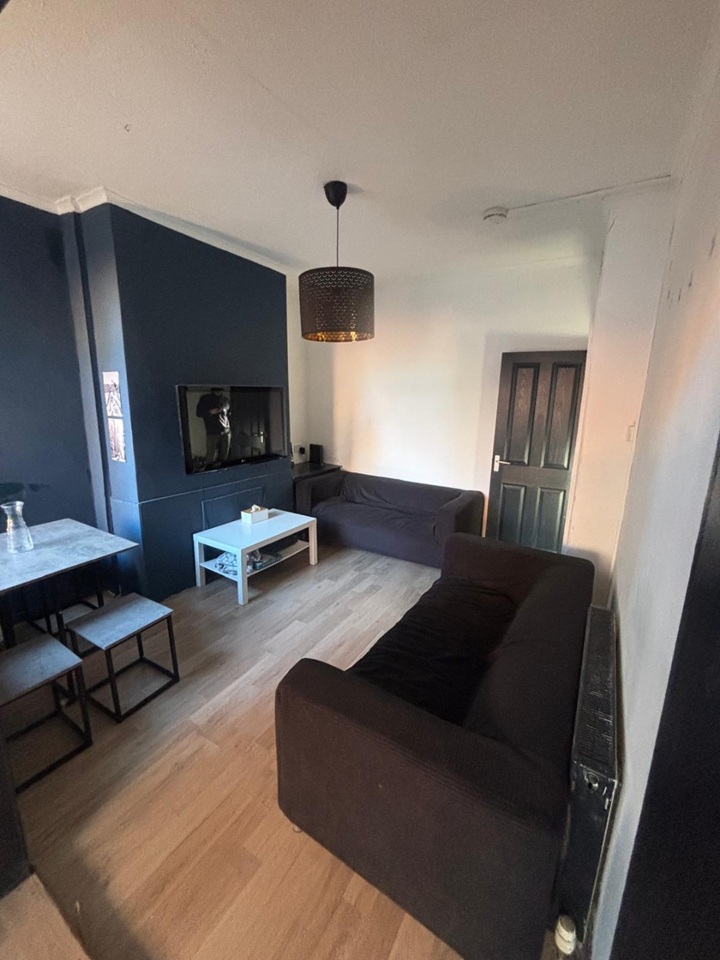 Additional image 2 of 4 Bed Terraced House, Haydn Avenue, M14, N1 7GU