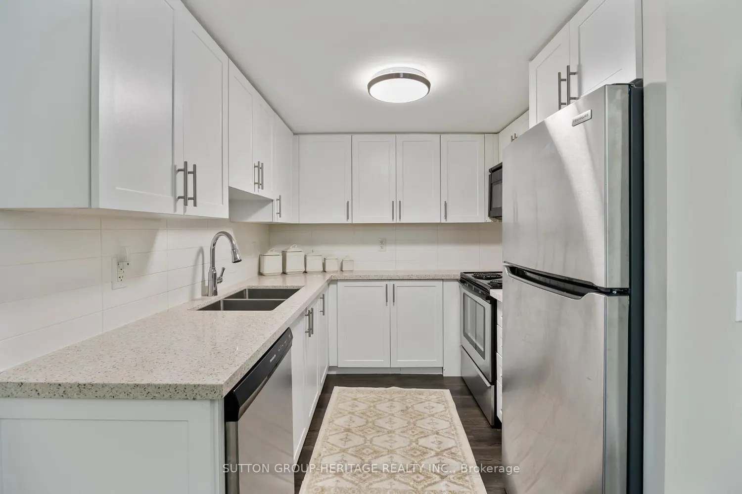 Additional image 13 of 1235 Bayly Street 213