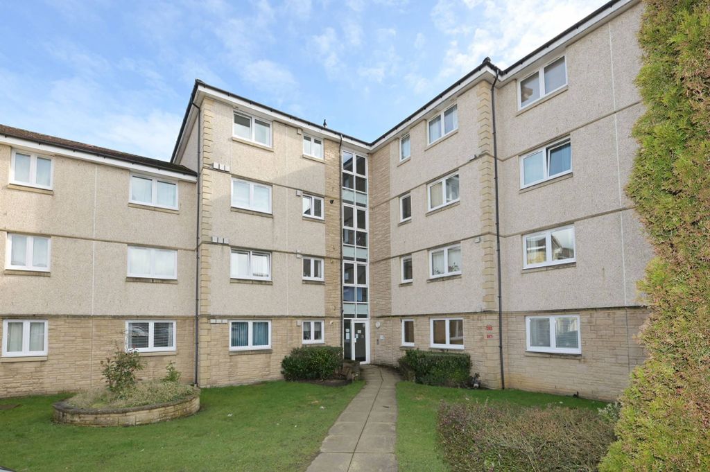 2 bed flat for saleNewlands Court, Bathgate, West Lothian EH48