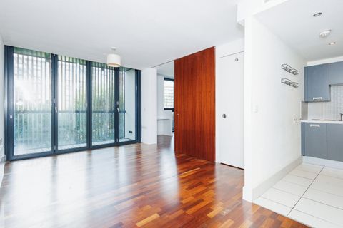 Burton Place, Manchester, Greater Manchester M15