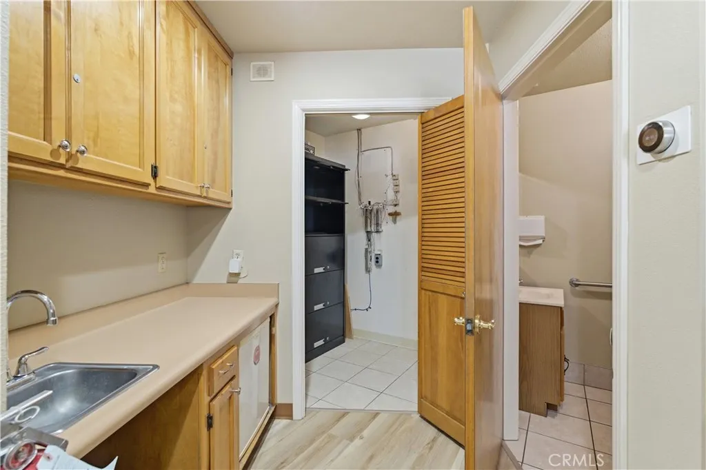 Additional image 49 of 392 Connors Court Unit A, Chico, CA 95926