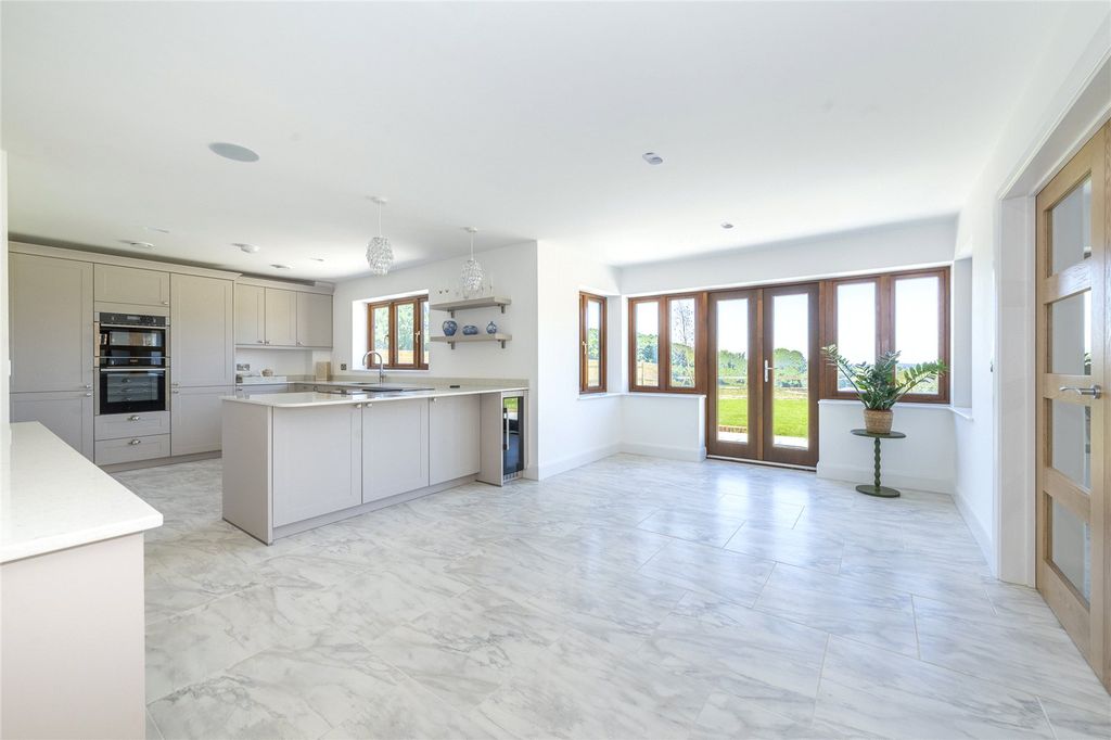4 bed detached house for saleRolling Fields View, Newick Lane, Heathfield, East Sussex TN21 photo 3
