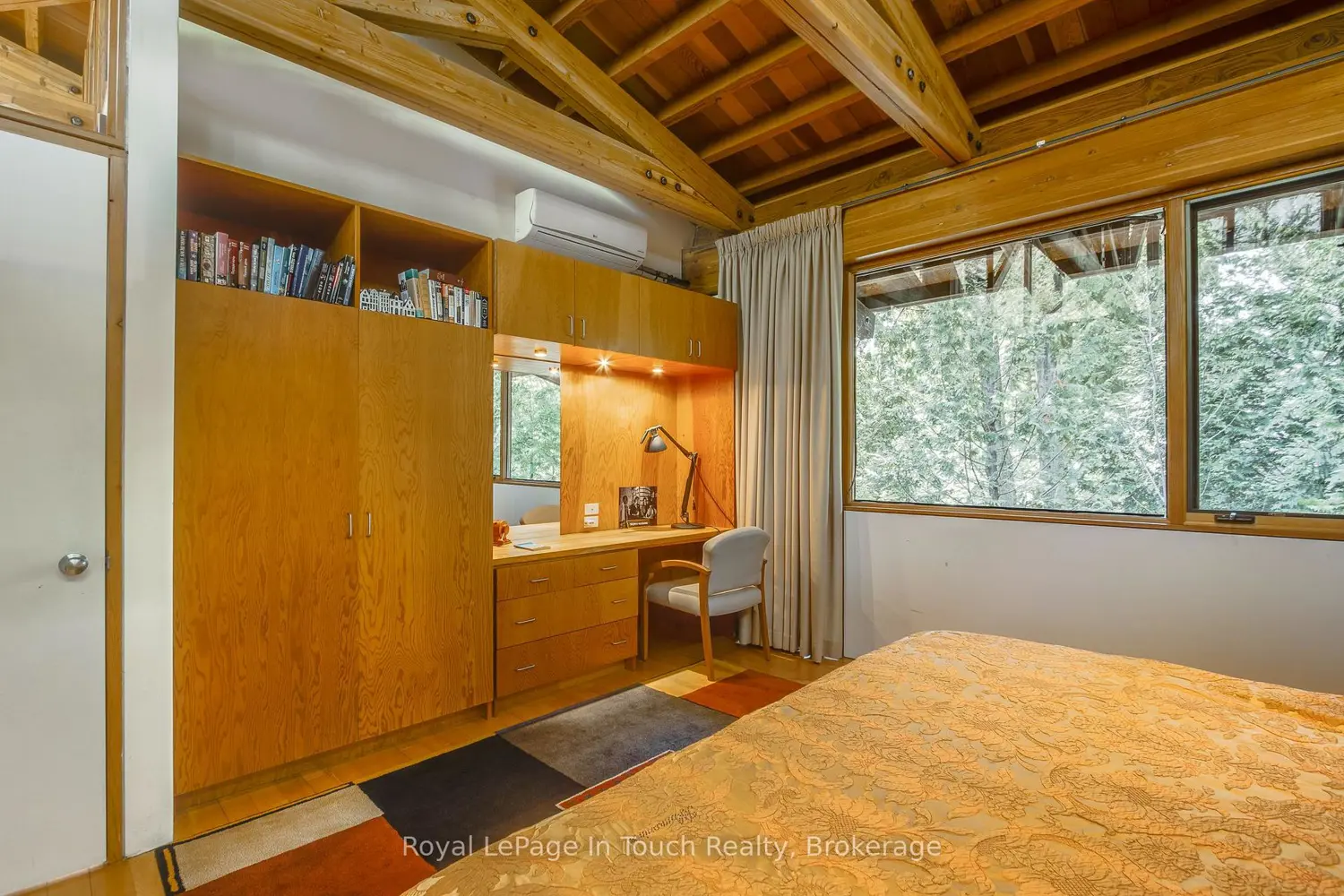 Additional image 11 of 130 Melissa Lane