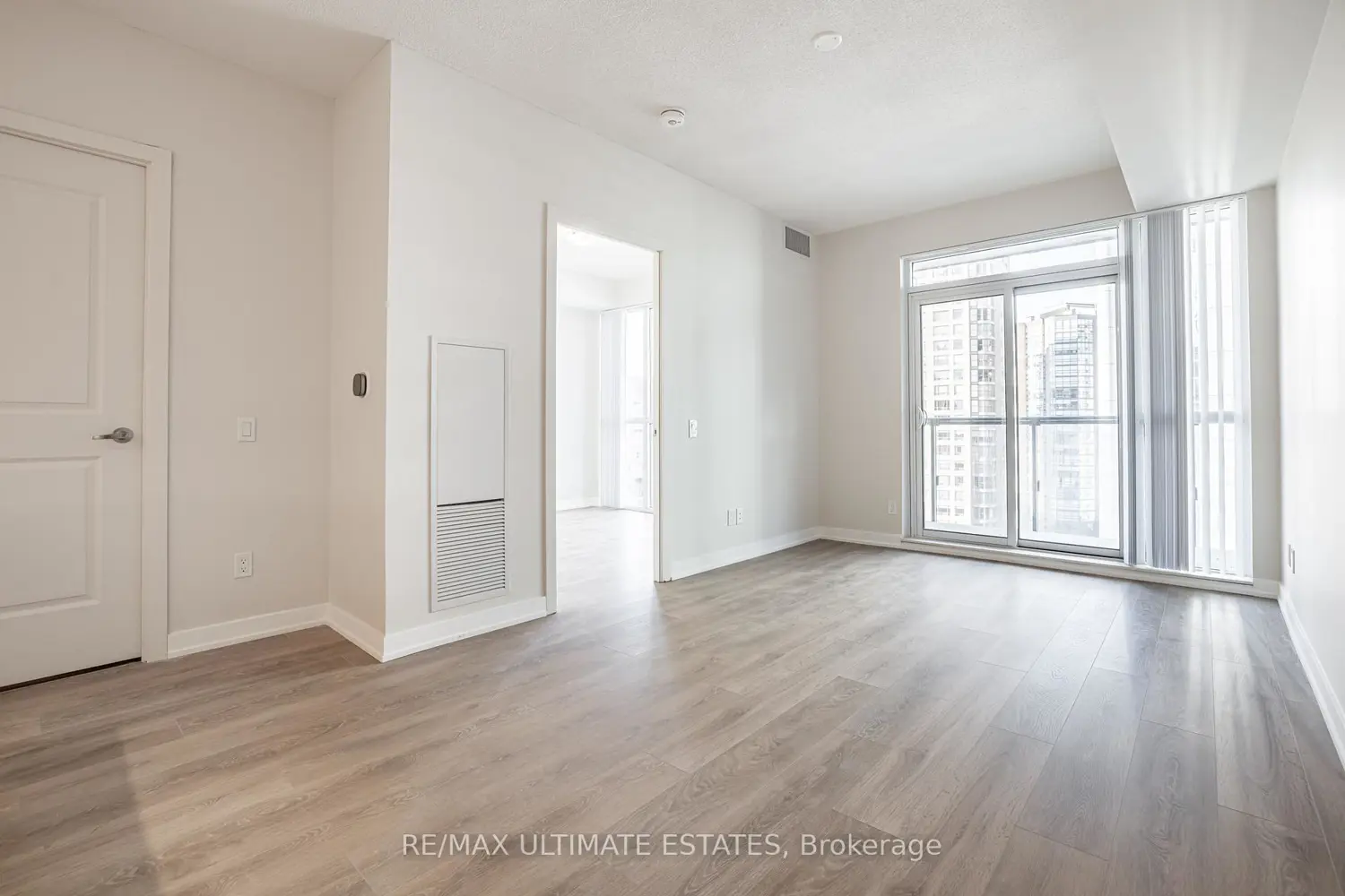 Additional image 5 of 4955 Yonge Street 1109