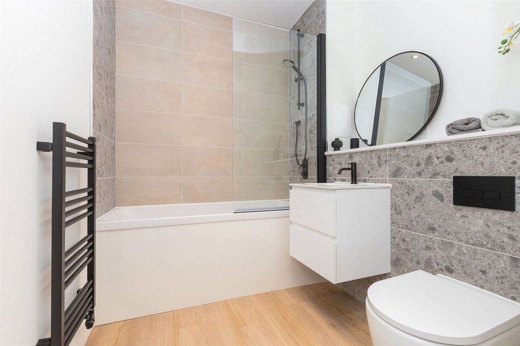Additional image 10 of 2 bed flat for saleApartment 32 - The Old Schoolhouse, North Woodside Road, Glasgow G20