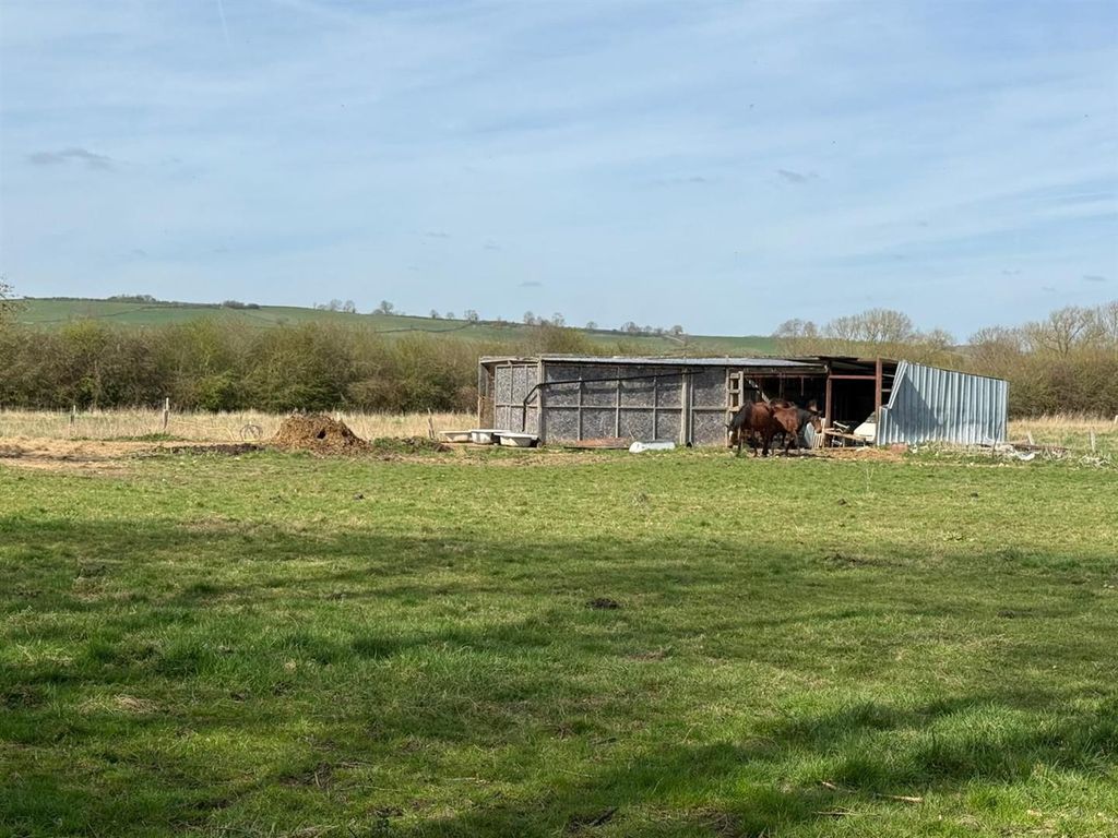 Land for saleAshley Road, Midleton LE16 photo 2