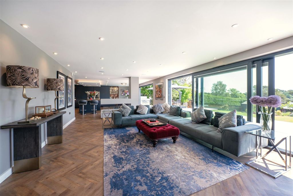 Additional image 12 of 5 bed detached house for saleThe Avenue, Petersfield GU31