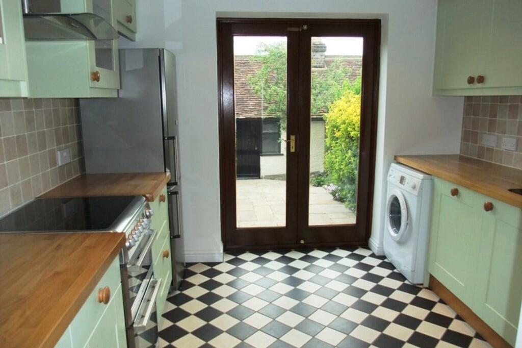 Additional image 19 of Lattimore Rd in Central St Albans