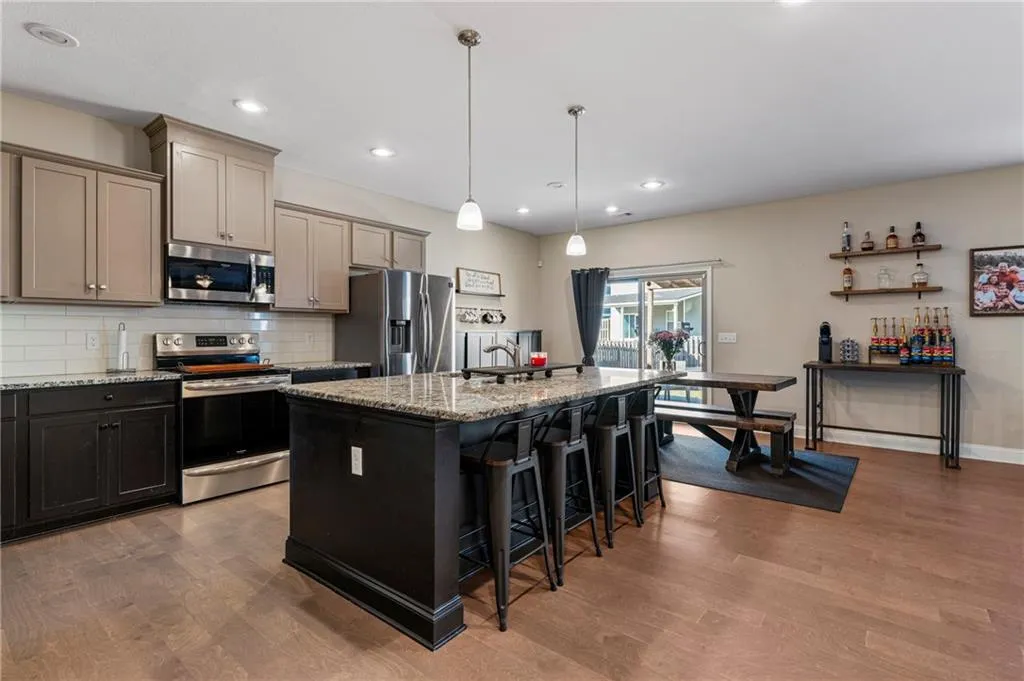Additional image 8 of 103 Red Oak Place, Smiths Station, AL 36877
