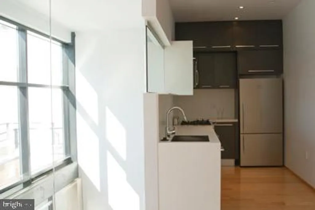 2250 11th St NW Unit 105, Washington, DC 20009