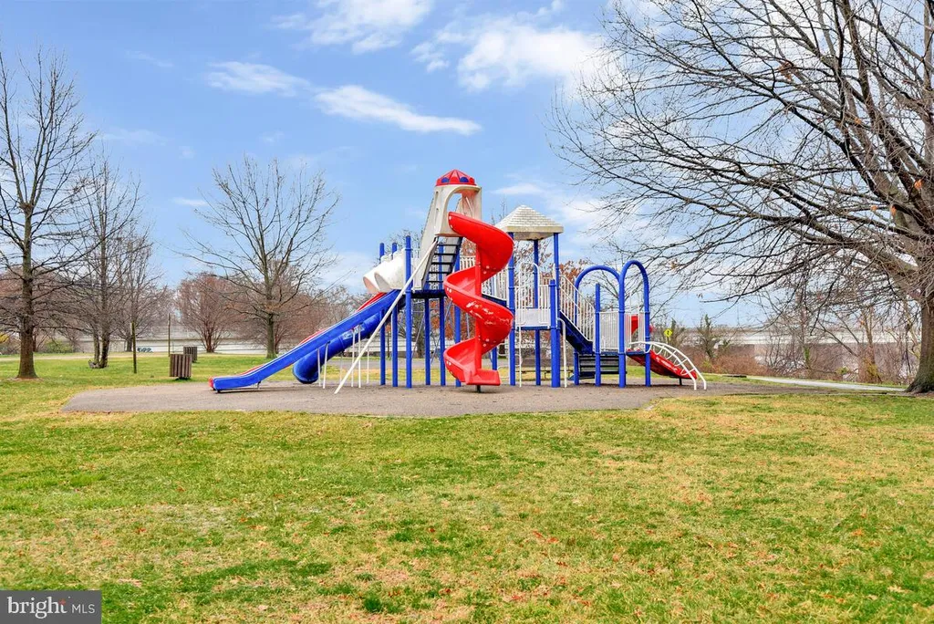 121 Anacostia Avenue NE, Washington, DC 20019