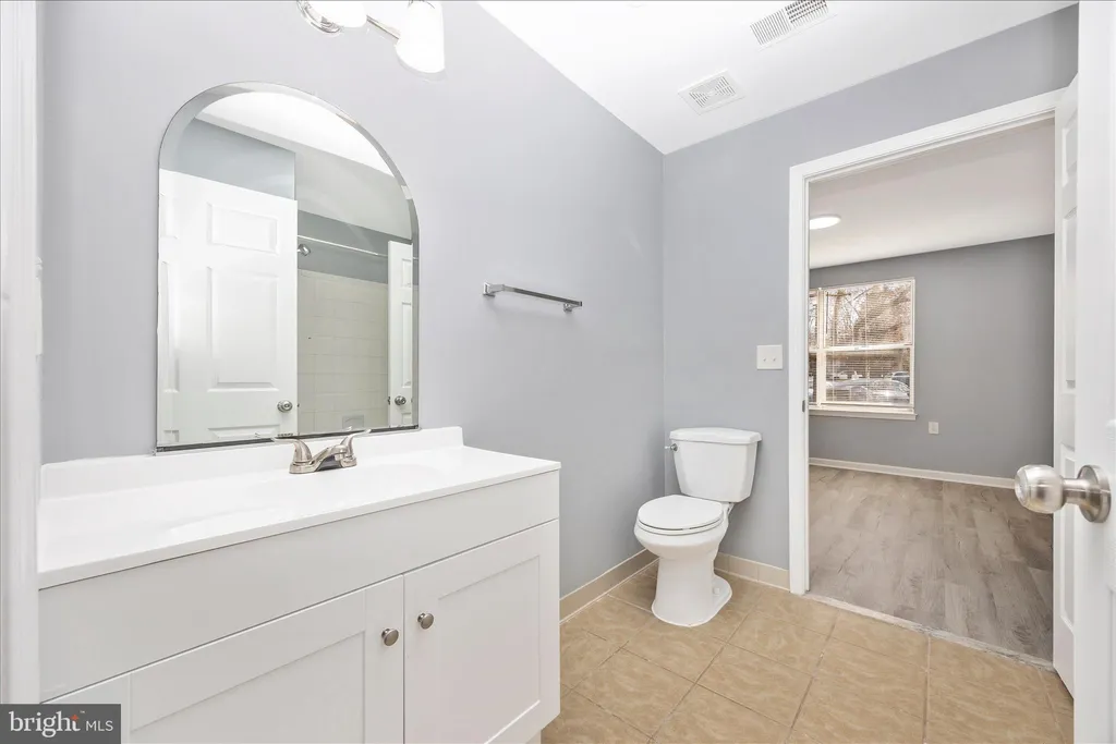 Additional image 32 of 10001 Vanderbilt Circle Unit 4, Rockville, MD 20850