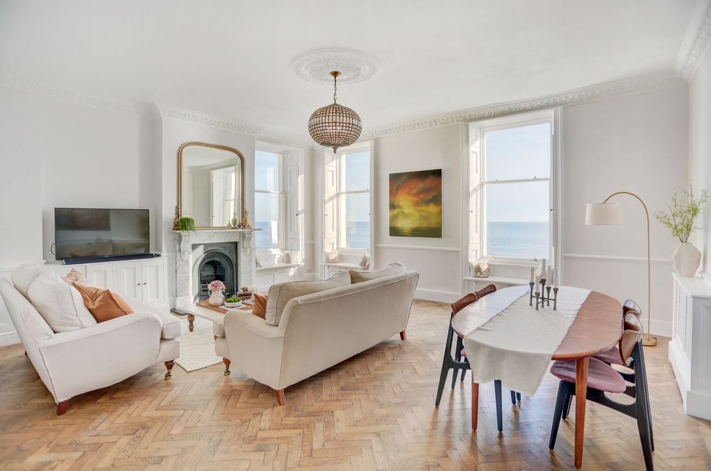 Additional image 3 of 2 bed flat for saleAdelaide Crescent, Hove BN3