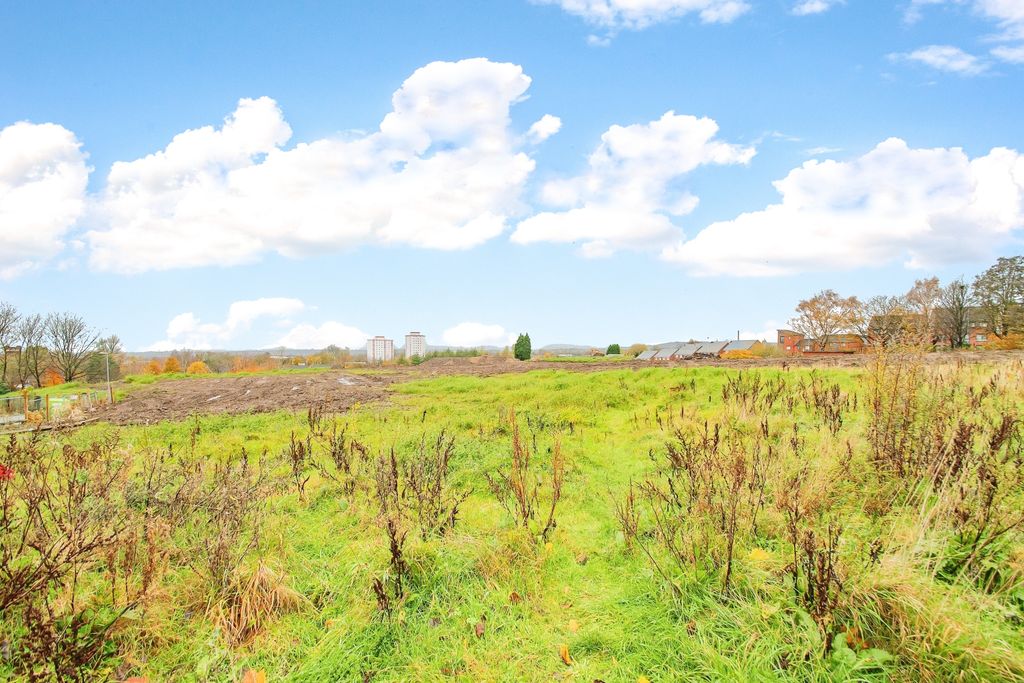 Land for saleNorth Werneth, Oldham, Greater Manchester OL9