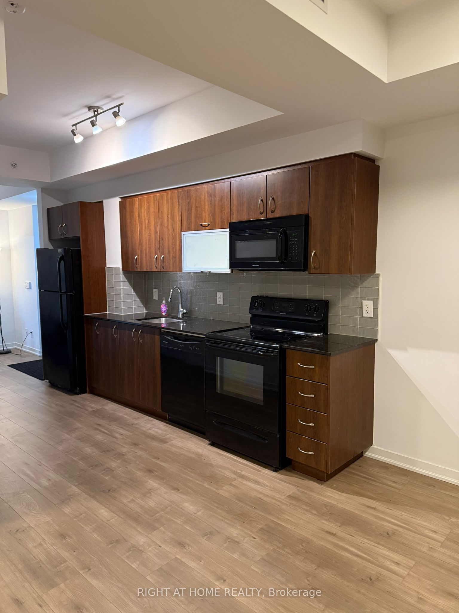 Additional image 5 of 1105-150 East Liberty Street E, Toronto, ON, M6K 3R5