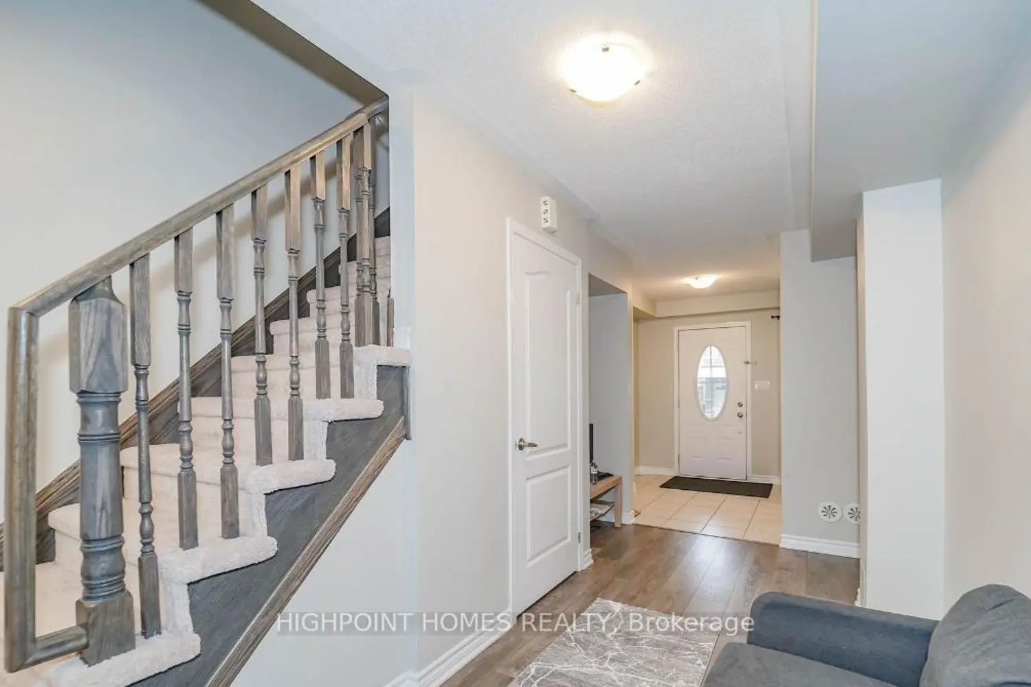 1062 Clipper Lane photo 5