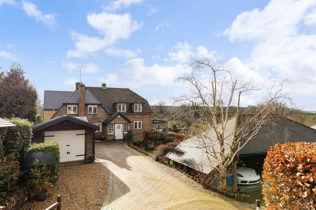 5 bed detached house for salePottery Lane, Inkpen RG17