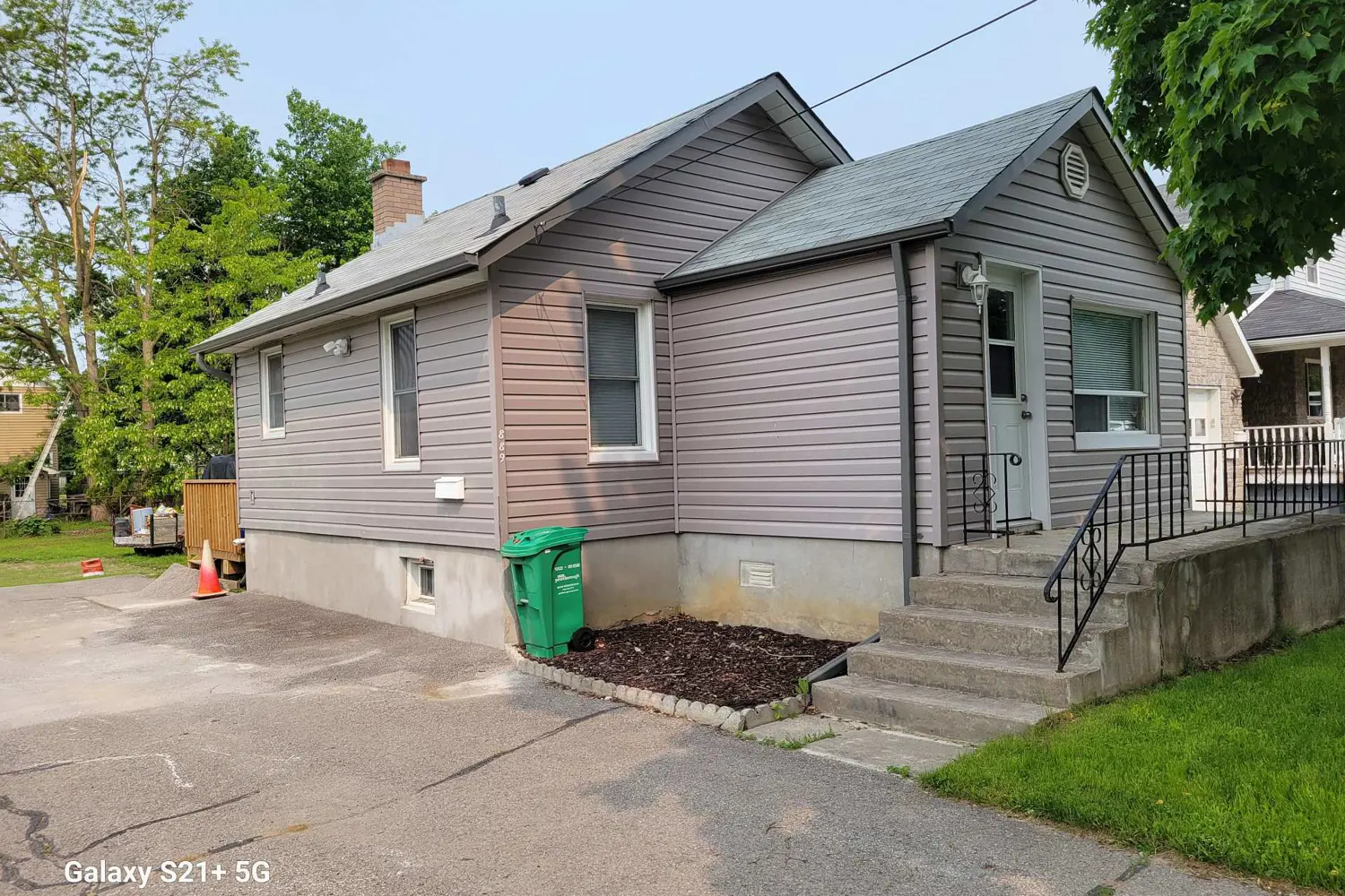 Additional image 13 of 889 Western Avenue