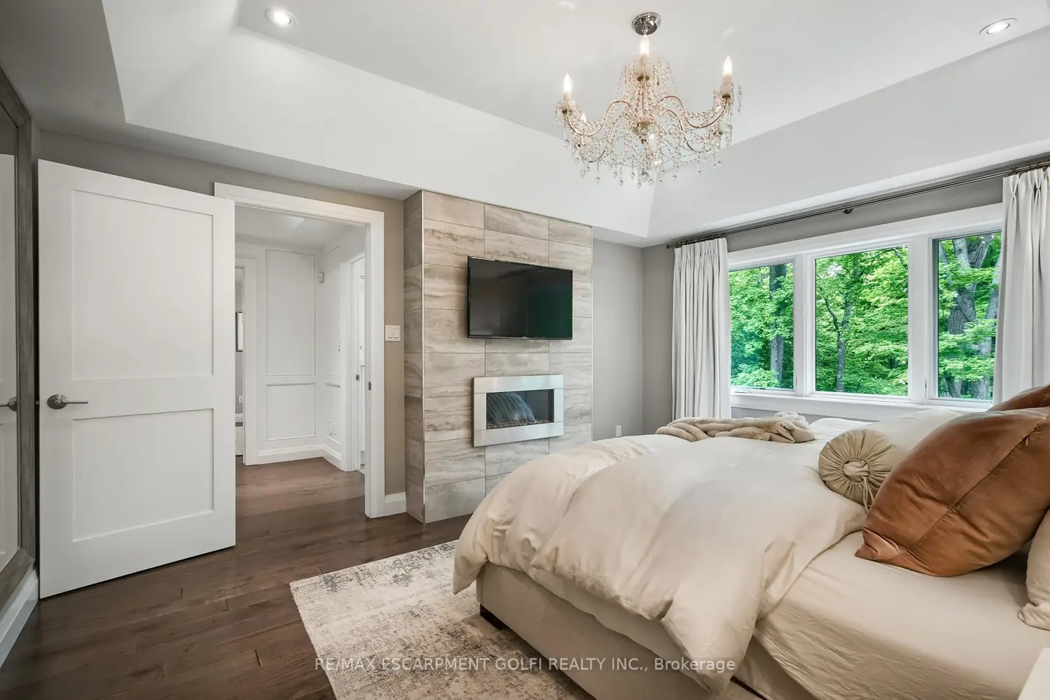 Additional image 10 of 61 Oak Knoll Drive