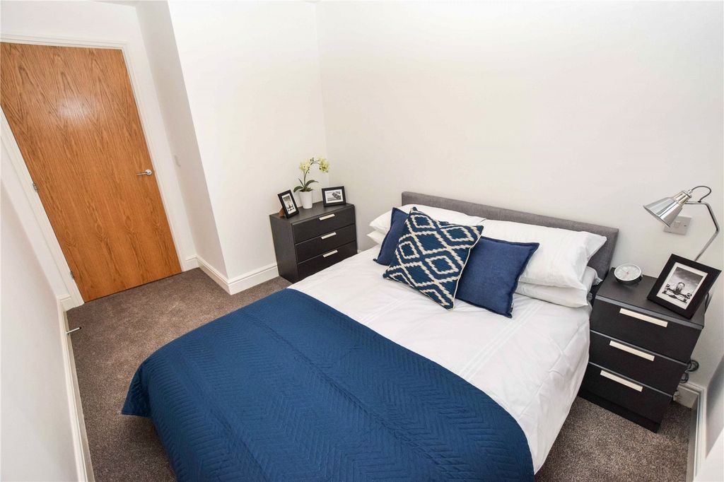 Additional image 7 of 2 bed flat for saleAcre House Portfolio, 20 Benbow Street, Sale, Cheshire M33