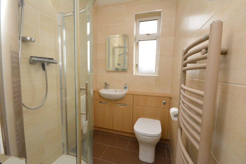 Additional image 5 of 2 bed flat for saleLochhead Avenue, Denny FK6