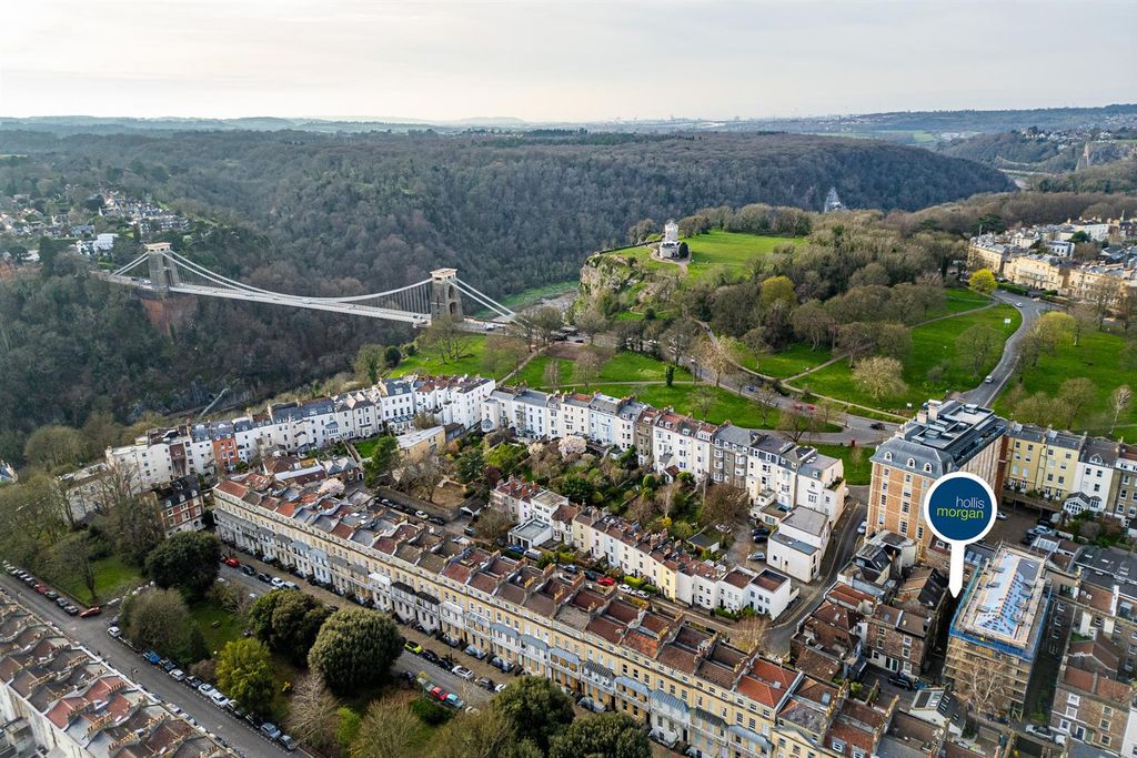 1 bed flat for salePortland Street, Clifton, Bristol BS8