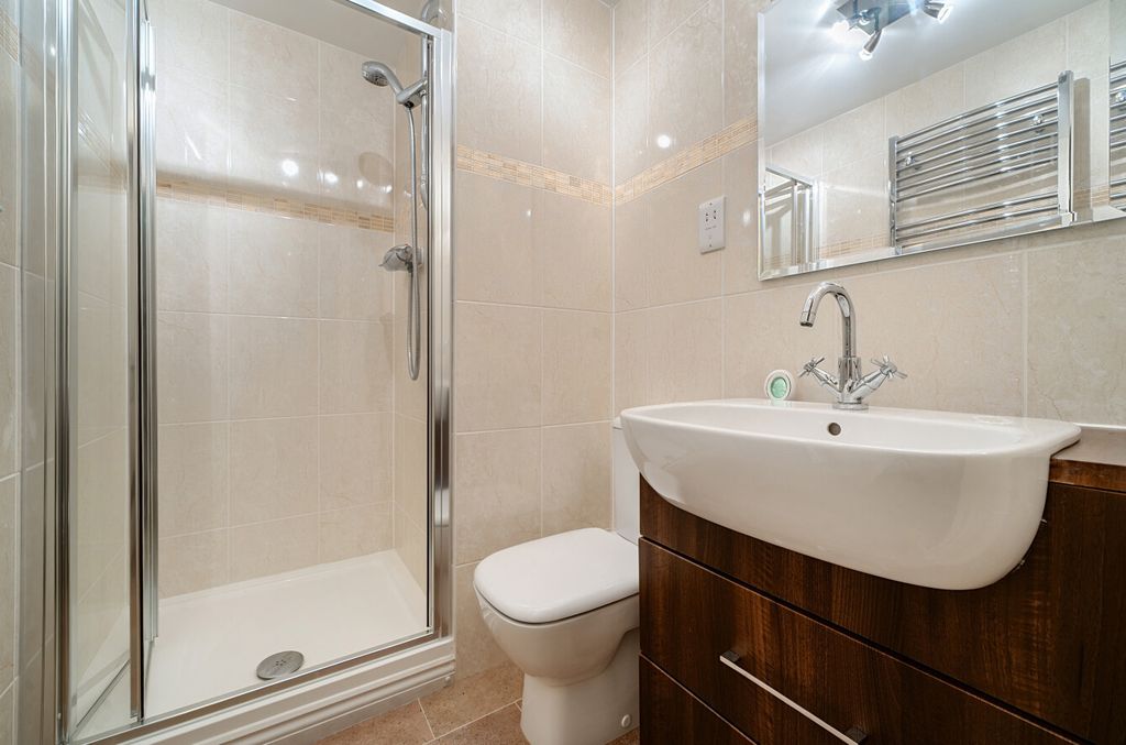 Additional image 15 of 3 bed flat for saleMilesdown Place, Winchester, Hampshire SO23