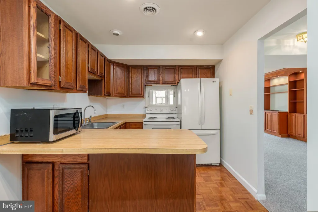 Additional image 11 of 302 2nd Street, Newark, DE 19711