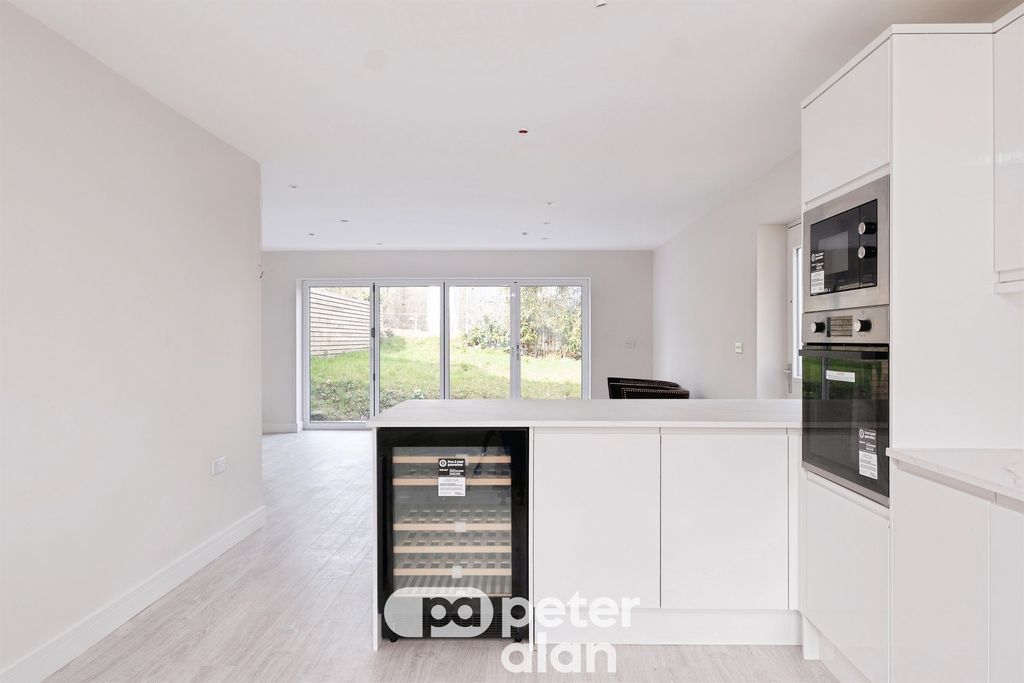 Additional image 6 of 4 bed detached house for saleFive Locks Road, Pontnewydd, Cwmbran NP44