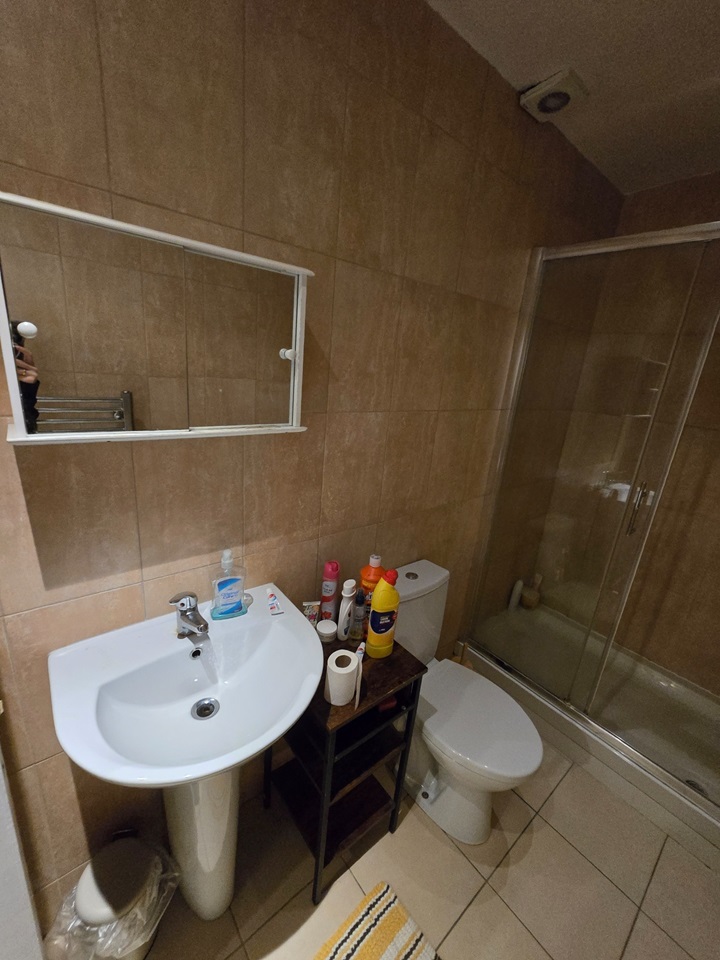Additional image 14 of Room in a Shared House, Headingley Avenue, LS6, LS6 3ER